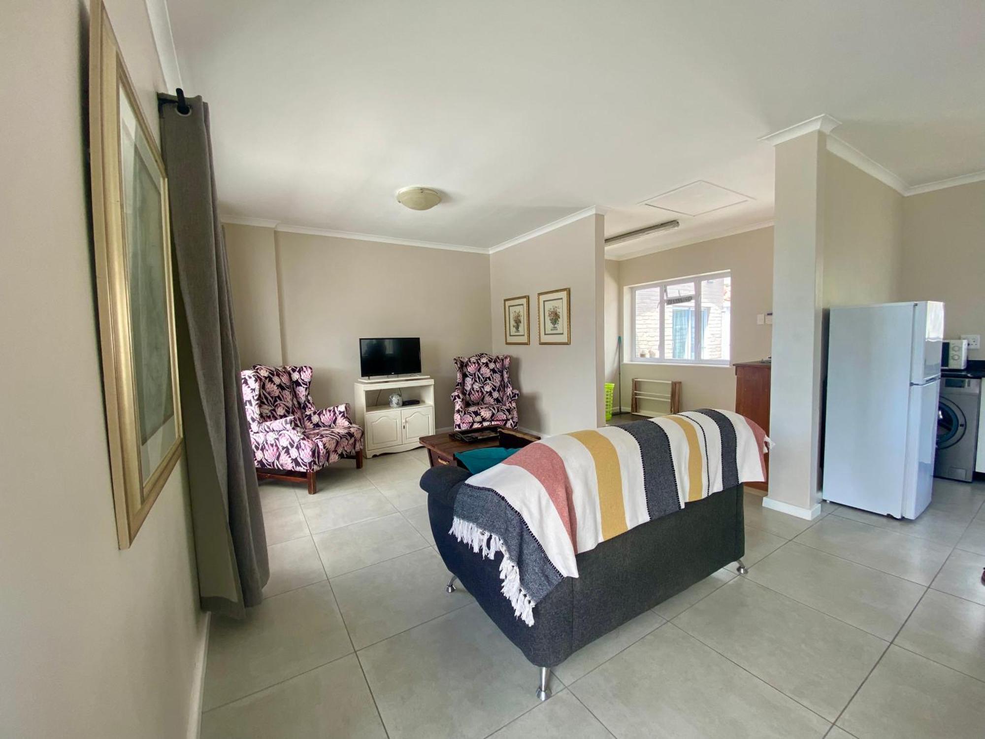 Watching Waves, Heron Chase Vishoek Exterior foto